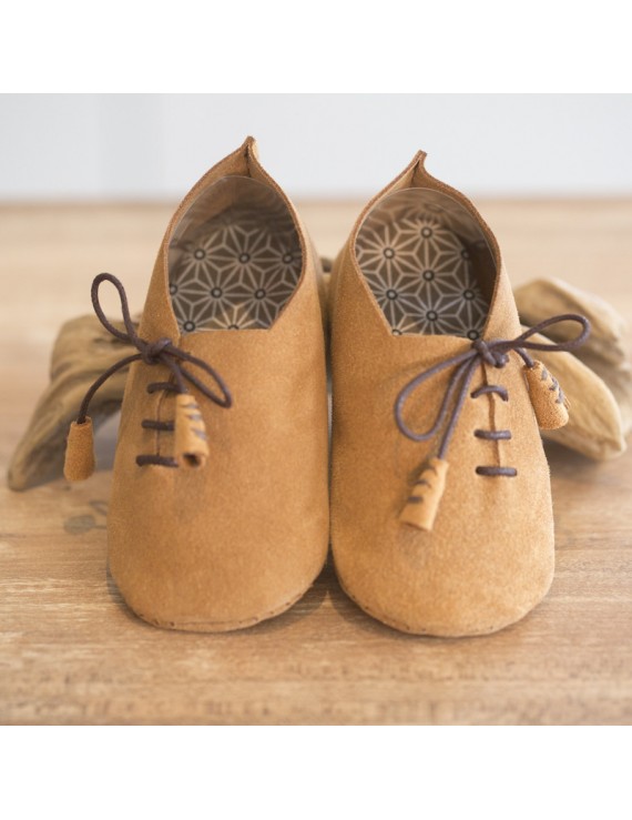 sapatos bebé primeiros passos